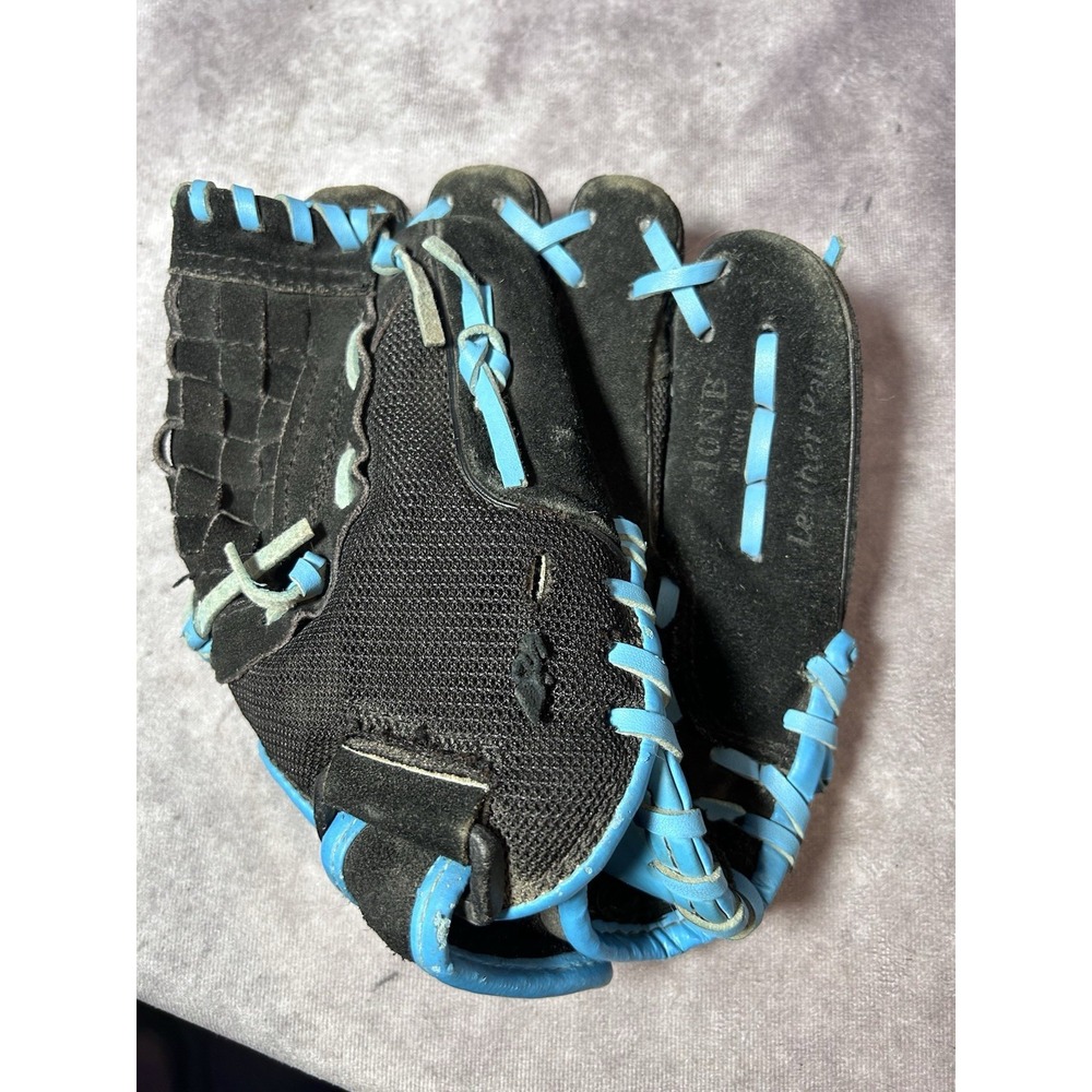 Title: Worth 12" Youth Fastpitch Softball Glove Black Blue Right Hand Throw